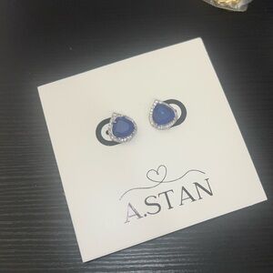 Handmade blue sapphire earrings